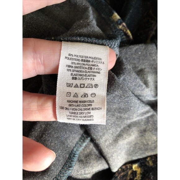 Free People Velvet Backless Romper Shorts Size 6 Shorts Long Sleeve High Neck - Picture 8 of 8